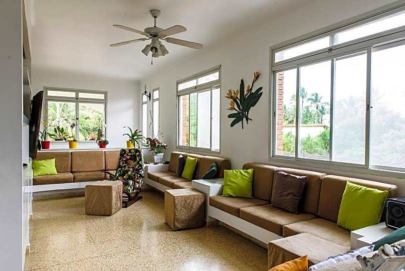 Bela's Suítes- 60 m da praia de Barequeçaba