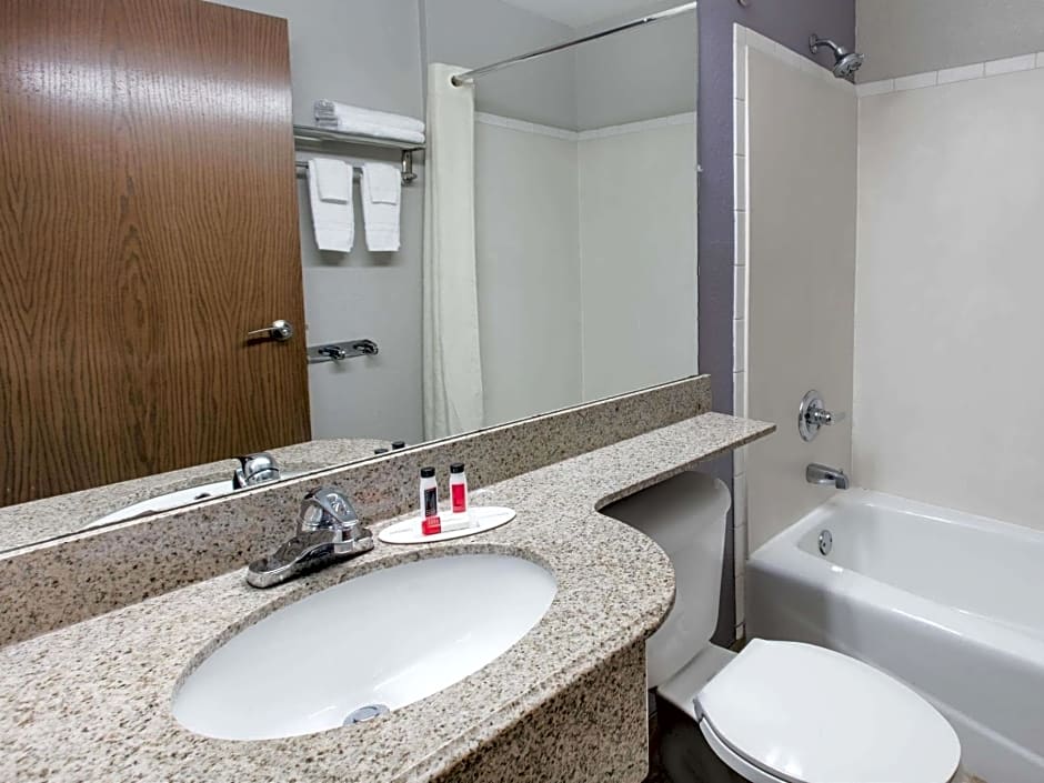 Microtel Oklahoma Cty Airport – Oklahoma City, OK