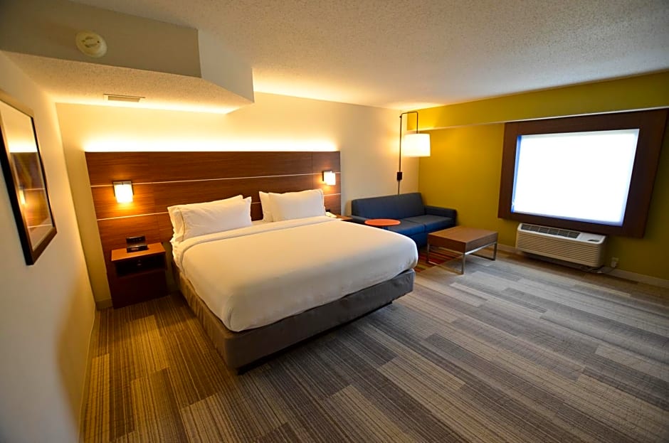 Holiday Inn Express Pittsburgh-Bridgeville, an IHG Hotel