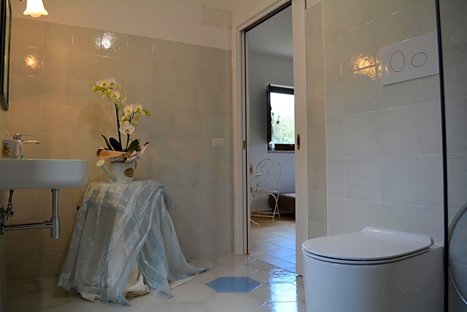 Camera vista mare, ingresso indipendente in" Villa VìVì"