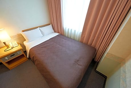 Double Room with Small Double Bed - Smoking