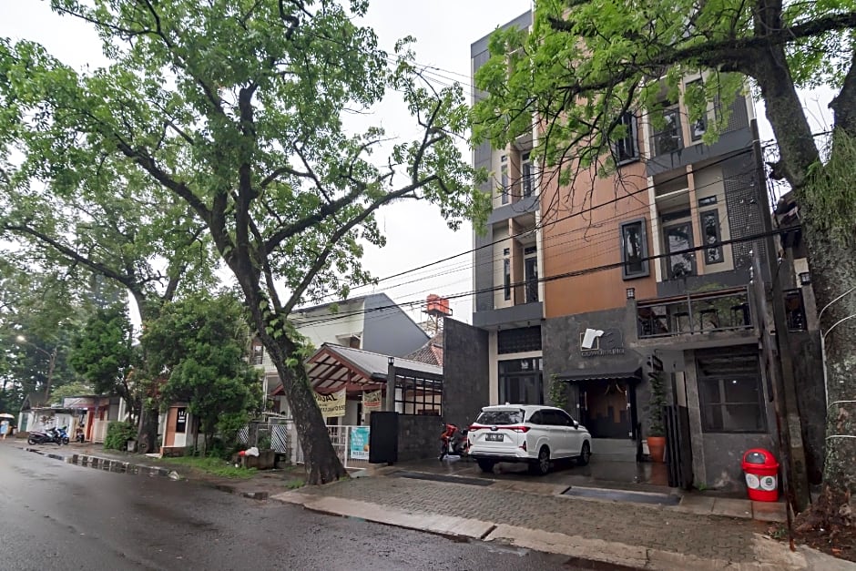 Urbanview Elephant Eleven Residence Buah Batu Bandung by RedDoorz