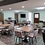 Comfort Inn & Suites Wyomissing - Reading