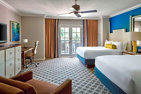 Emerald Bay Room with Two Queen Beds Main Atrium View - Water Park Access 