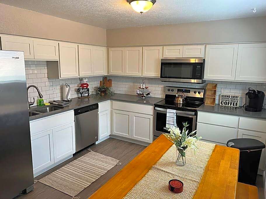 Spacious Westminster 2bd/1ba