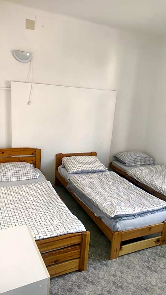 Nároďák Jaroměř ,UBYTOVÁNÍ