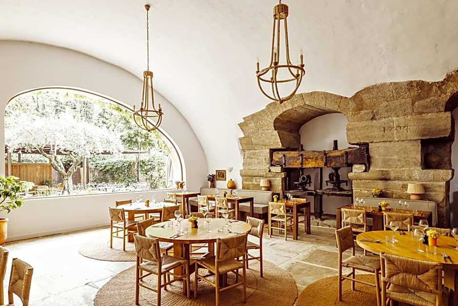 Le Moulin, Lourmarin, a Beaumier Hotel
