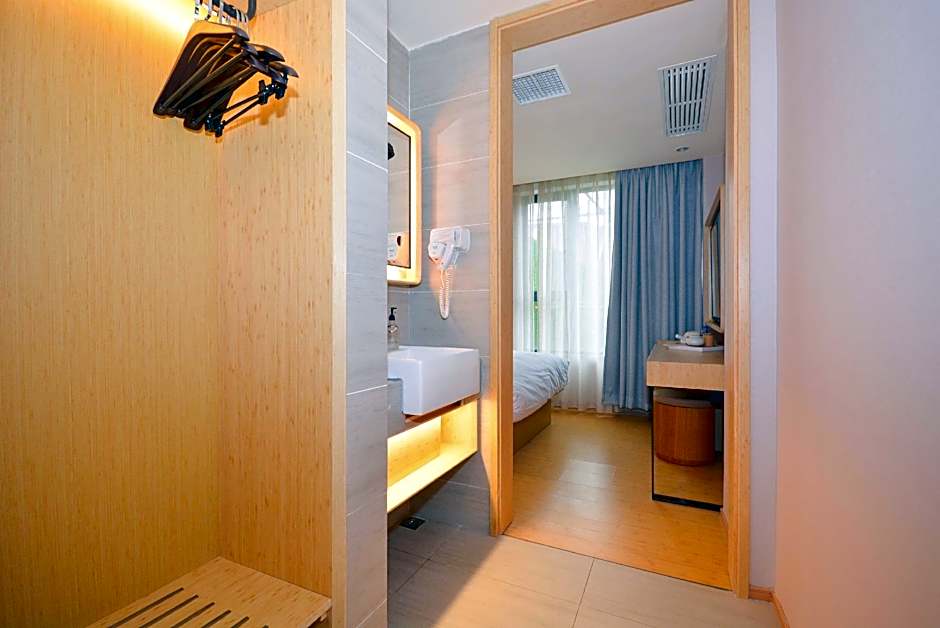 Ji Hotel Wuhan Hanyang Wangjiawan