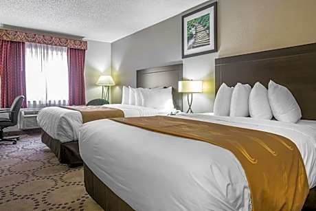 Queen Room with Two Queen Beds - Non-Smoking