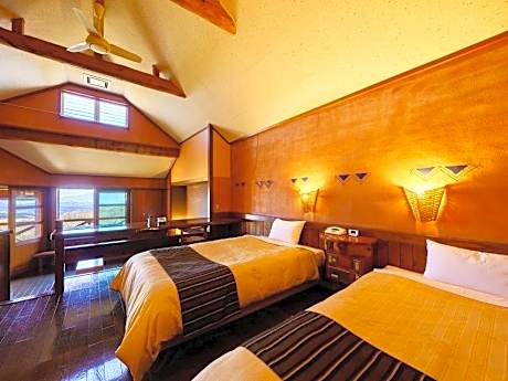 Standard Twin Room with Bath