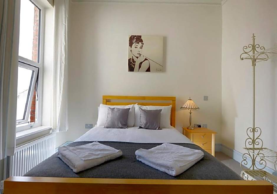 Southsea Rocks Hotel