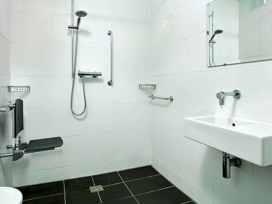 Leonardo Hotel Cheltenham - Formerly Jurys Inn