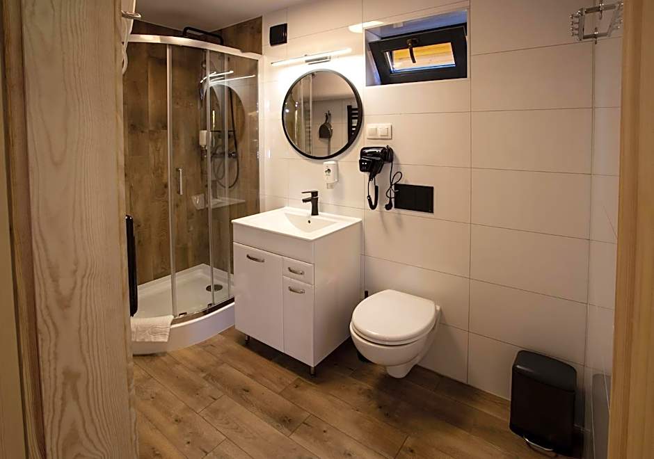 Hotel Zielony & OW Borowik & Pensjonat Manhattan - Centrum Rekreacji i Wypoczynku GASTROTUR
