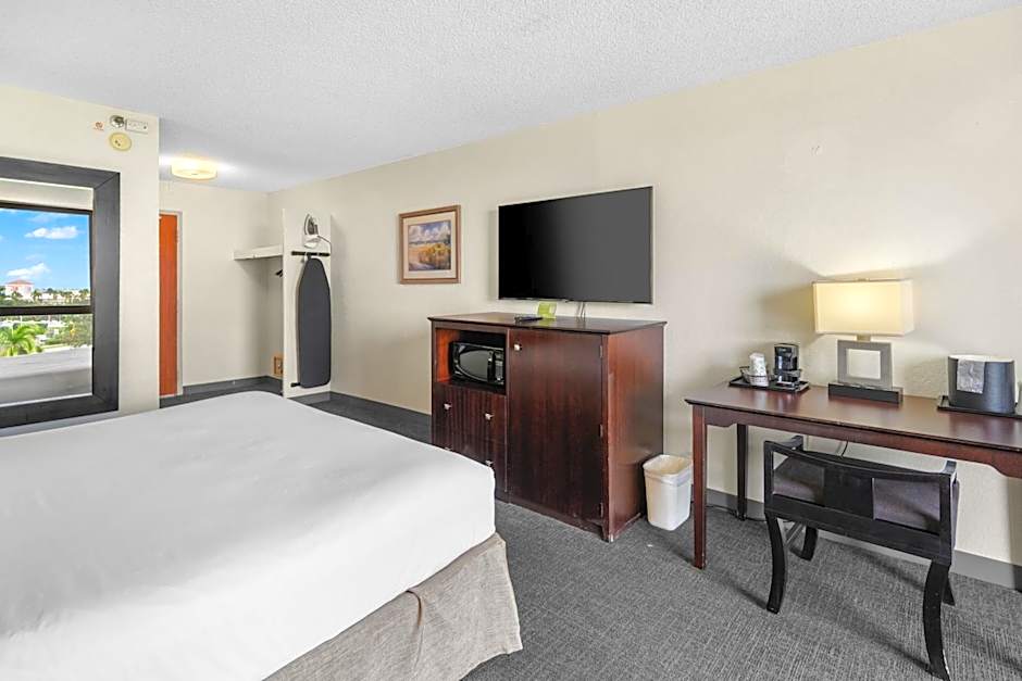 88 Palms Hotel & Event Center