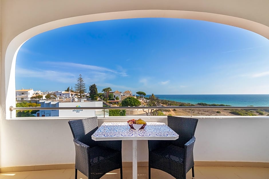 Photo 1 of 3 of 1 Double Bed or 2 Beds, Partial Ocean View