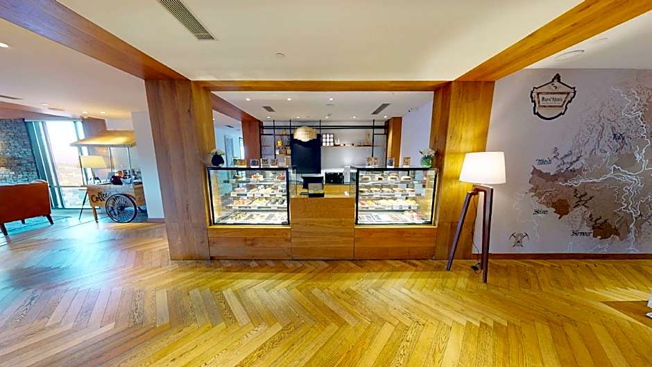 Radisson Hotel - Shimla