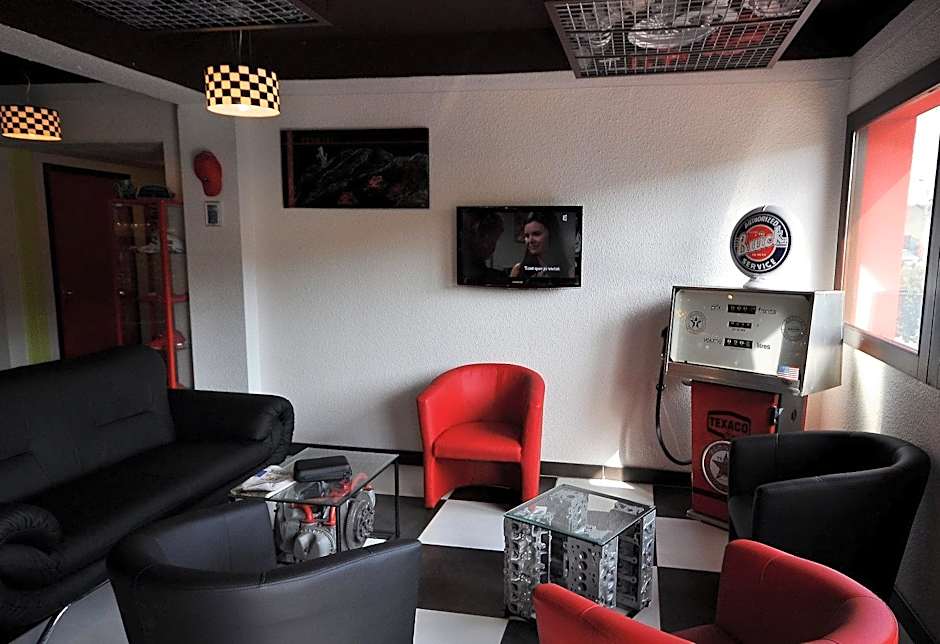 Enzo Hotels Pont-a-Mousson by Kyriad Direct