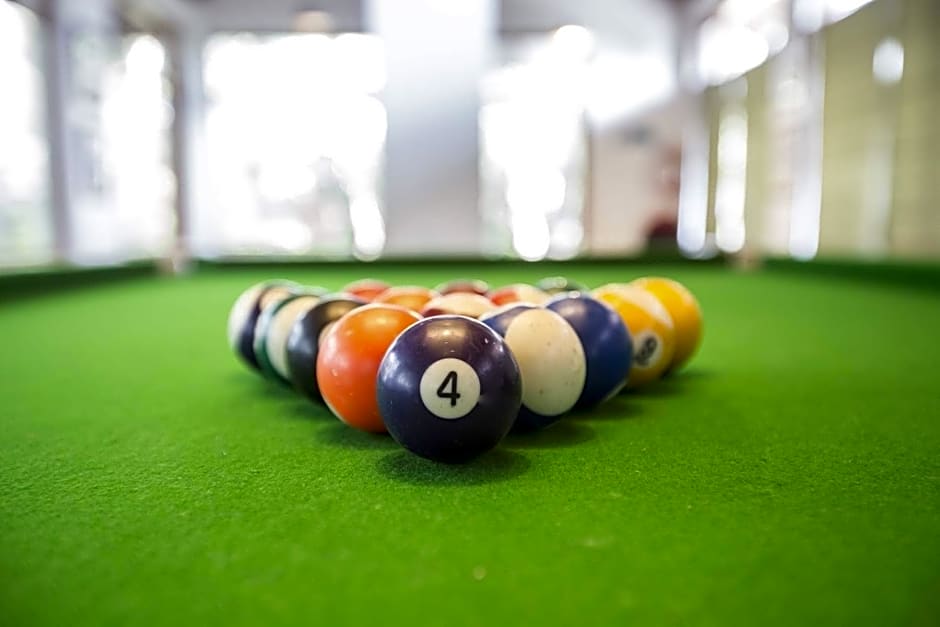 Bara Bungalow Gethia A Rosakue Collection