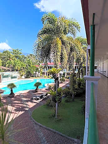 Dotties Place Hotel and Restaurant