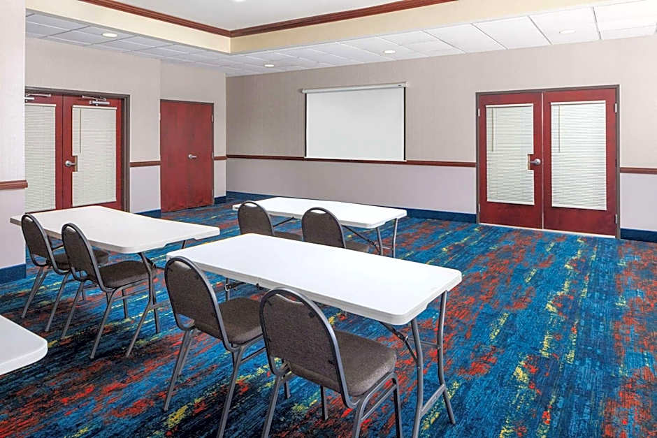 La Quinta Inn & Suites by Wyndham Woodward