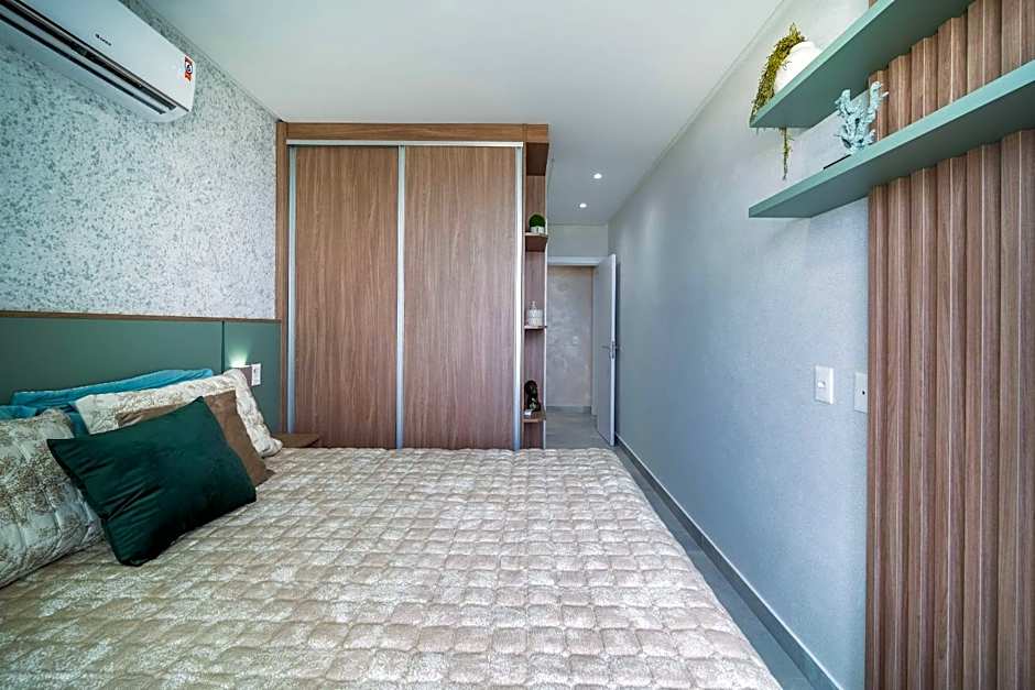 A13 - APARTAMENTO BEIRA MAR NA PRAIA DE BOMBAS 02 SUÍTES