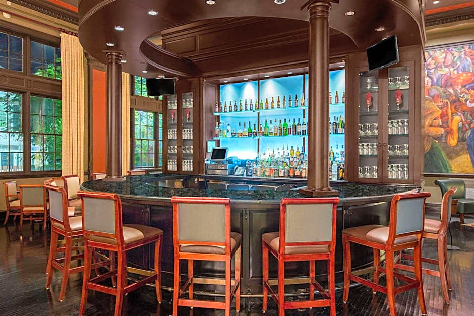 The George Washington A Wyndham Grand Hotel