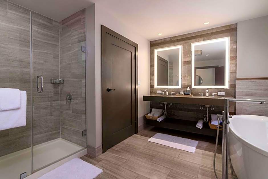 The Stella Hotel, Autograph Collection