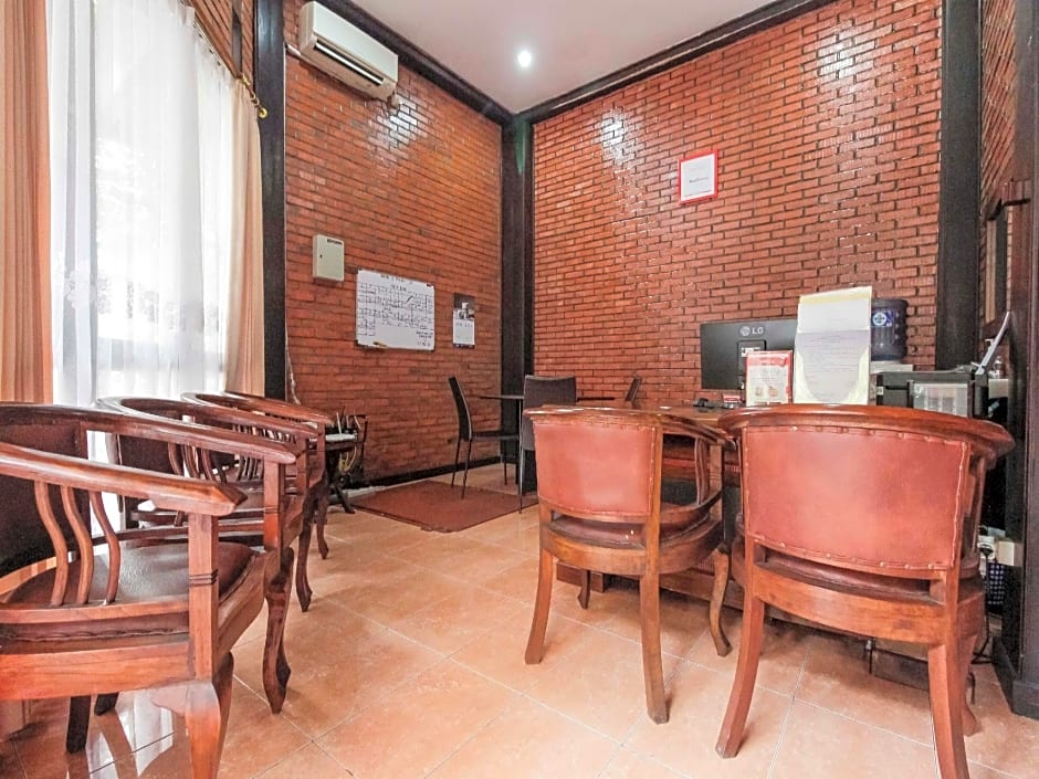 RedDoorz @ Cilandak Timur