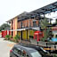 Retro Box Hotel