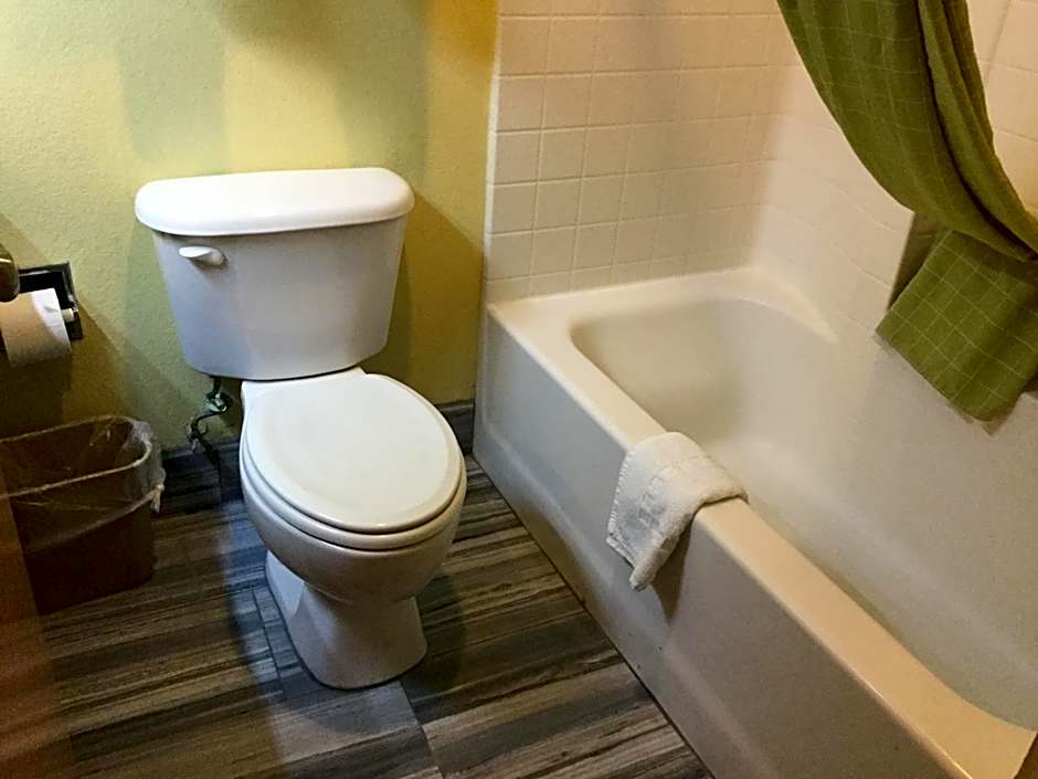 Luxury Inn and Suites Seaworld