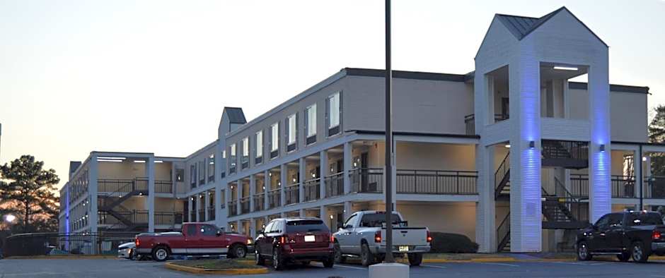Days Inn by Wyndham Marietta-Atlanta-Delk Road