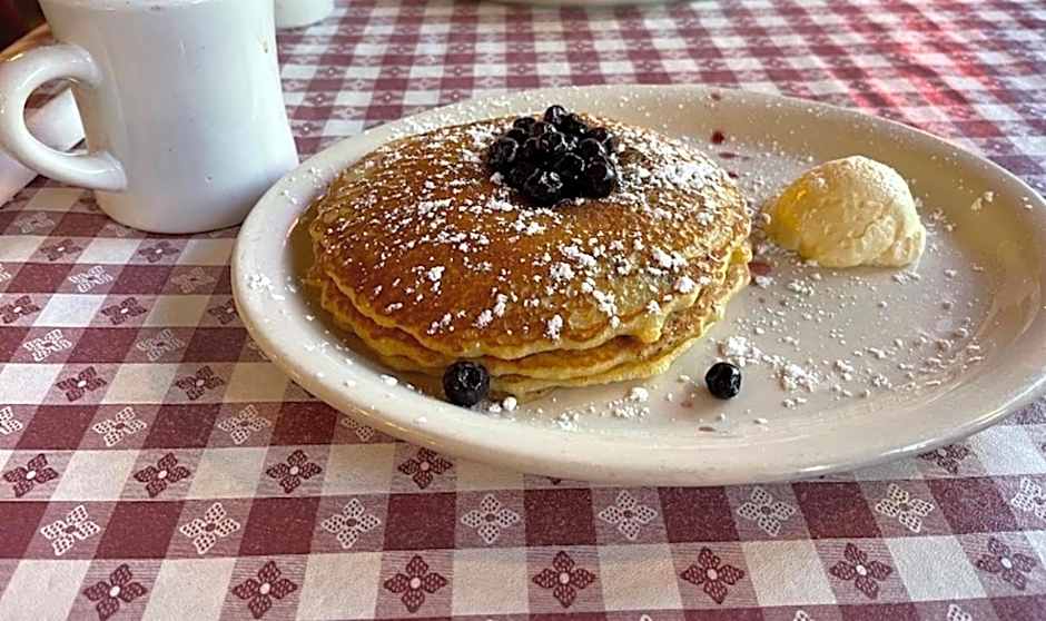 Red Roof Inn & Suites Pigeon Forge Parkway