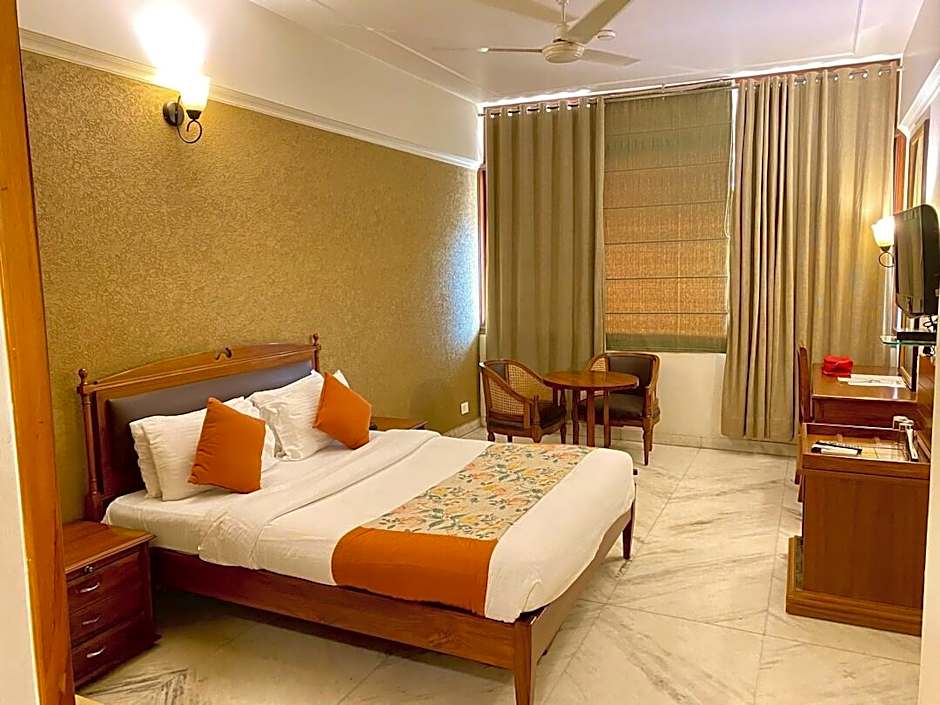 FabHotel Sheronz Piccadily Chowk – Chandigarh, PA