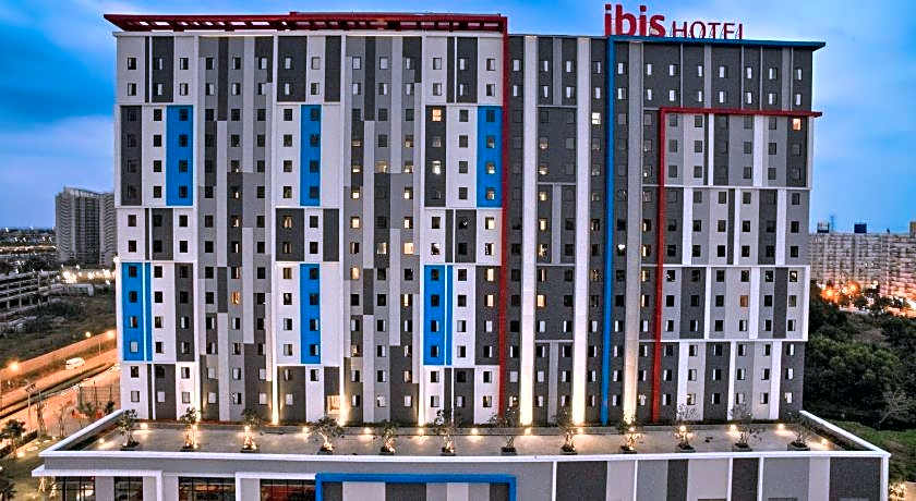 ibis Bangkok IMPACT