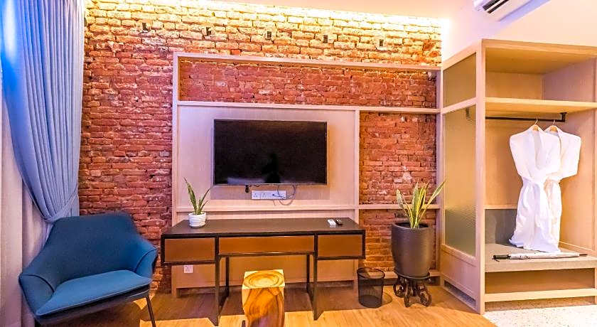 Tien Terrace Macalister