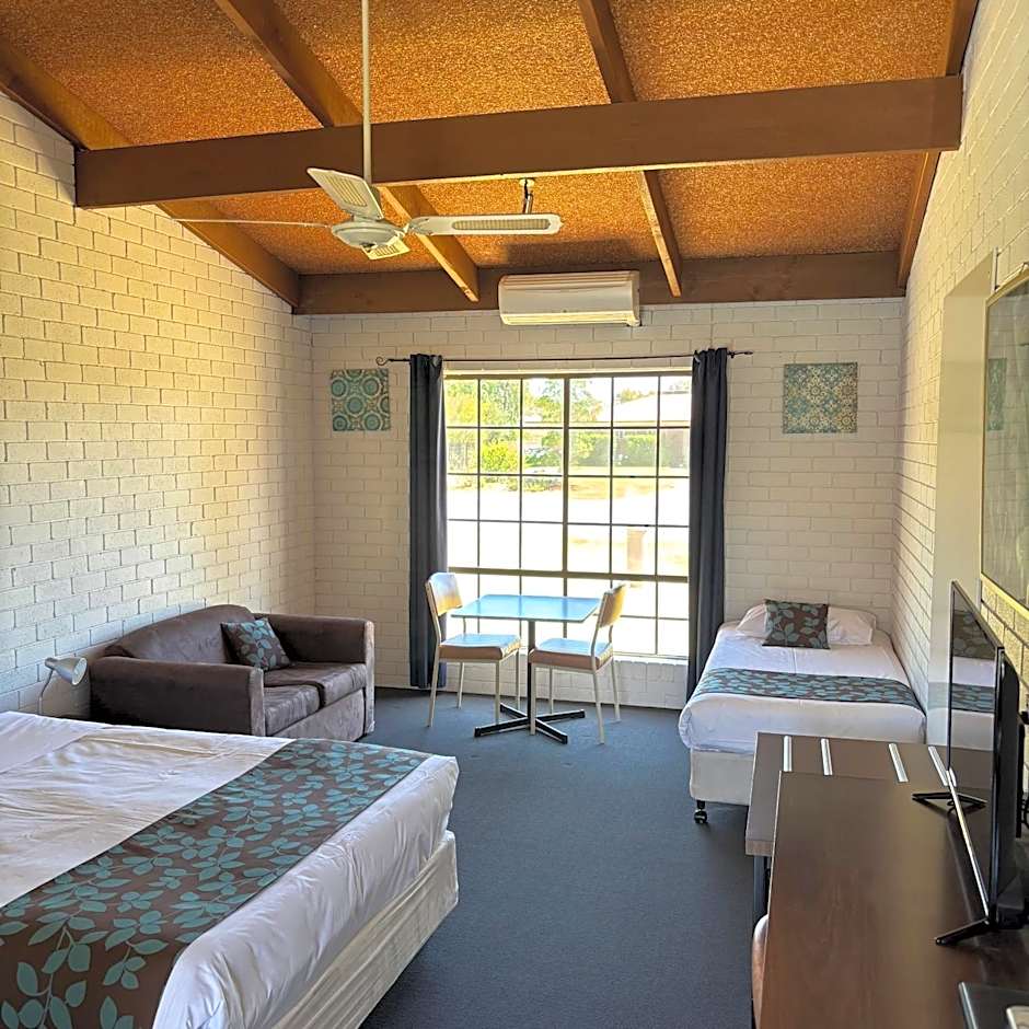 Bakery Park Motor Inn