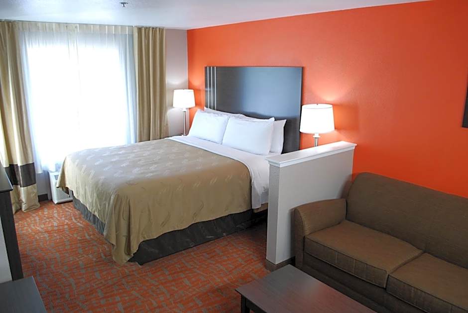 Quality Inn & Suites Fresno Northwest