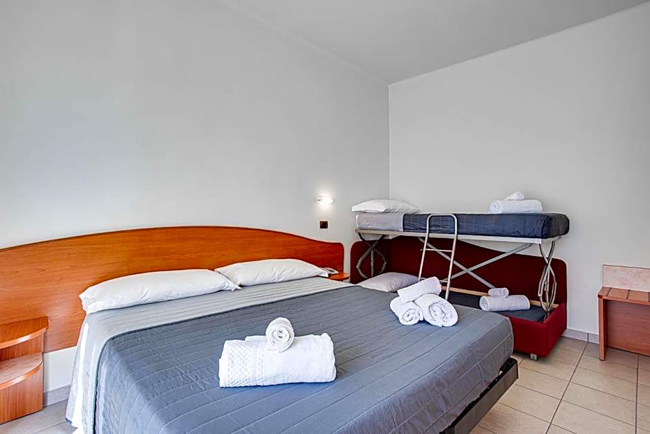 HOTEL VILLA MARIA