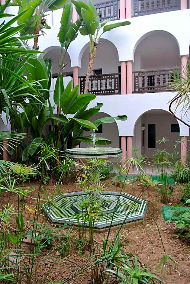 Valeria Jardins d'Agadir - All In