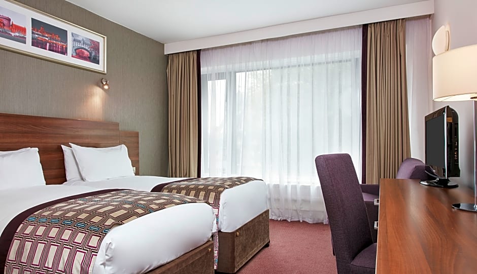 Leonardo Hotel Dublin Christchurch - Formerly Jurys Inn