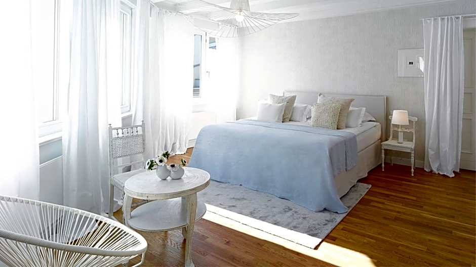 Gorki Apartments