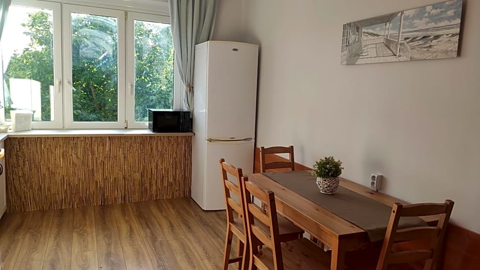 Pokoje Gościnne u MARCINA- sala zabaw, basen, melex, rowery, grill, mini dmuchaniec