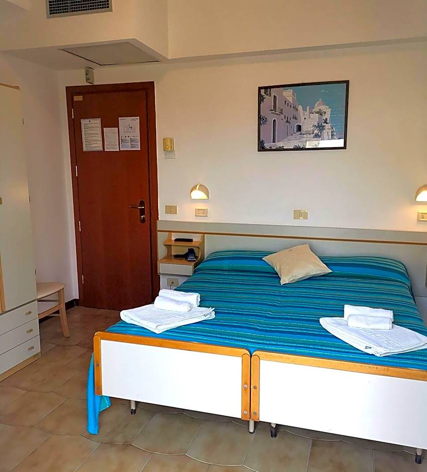 Hotel Alcazar