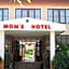 MG Moms Hotel