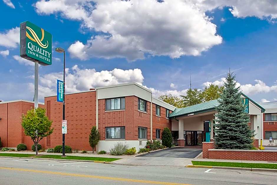 Quality Inn & Suites Green Bay Downtown