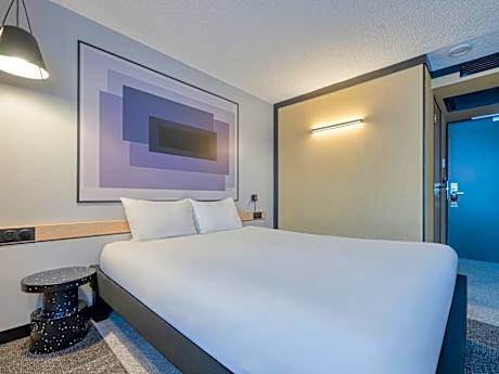 Standard Room with a double bed