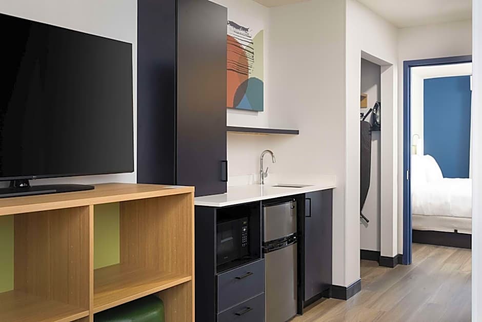 Spark by Hilton Guelph
