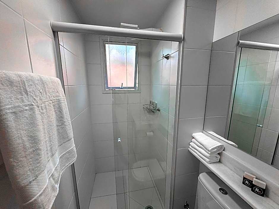 RStar- Modern 1 Bedroom Apartment in Chac. Sto Antônio, 5 minutes from João Dias Station, Vibra, Nestlé and Burle Max Park