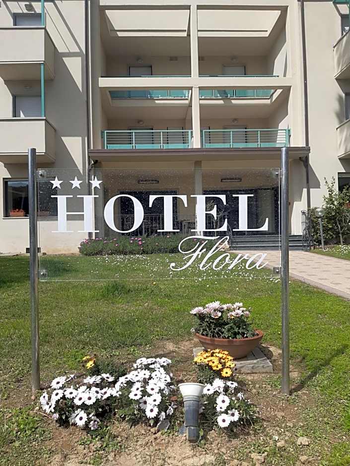 Hotel Flora