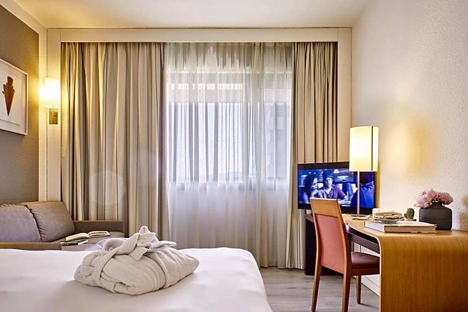 Living Place Hotel